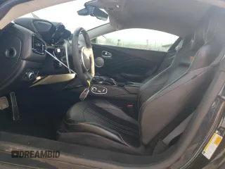 2020 Aston Martin Vantage z VIN SCFSMGAWXLGN04982, wystawiony jako Copart lot #81383264 z przebiegiem 30 891 mil mil oraz Szkody całkowita. Historia ofert i sprzedaży dostępna na DreamBid. Obrazek 7.