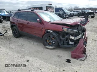 2020 Jeep Cherokee Altitude with VIN 1C4PJMLN1LD553943, listed as a Copart auction lot 48331895 with 53,621 mi miles and Salvage Title. Bid and sale history available at carsss.com. Image 4.