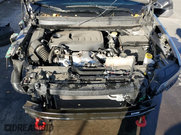 2020 Jeep Cherokee Trailhawk Elite with VIN 1C4PJMBN7LD612656, listed as a Copart auction lot 72257793 with 19,292 mi miles and . Bid and sale history available at DreamBid. Image 12.