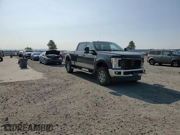 2017 Ford F-250 Lariat with VIN 1FT7W2B6XHEE59786, listed as a Copart auction lot 59812305 with 67,630 mi miles and Salvage title. Bid and sale history available at DreamBid. Image 13.