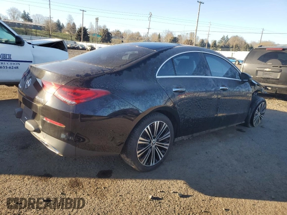 2021 Mercedes-Benz CLA 250 z VIN W1K5J4HB3MN192562, wystawiony jako Copart lot #42487615 z przebiegiem 42 600 mil mil oraz Szkoda całkowita • Salvage title. Historia ofert i sprzedaży dostępna na DreamBid. Obrazek 3.