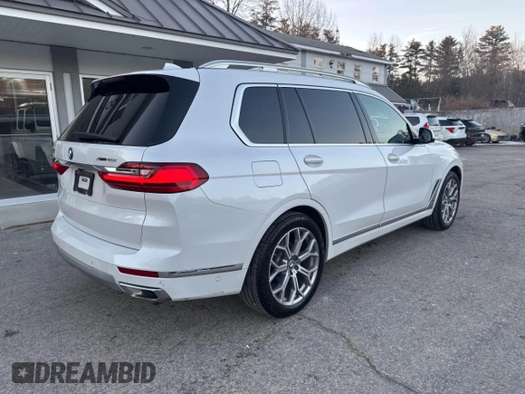 2020 BMW X7 xDrive40i z VIN 5UXCW2C05L9A03397, wystawiony jako IAAI lot #41381437 z przebiegiem 141 656 mil mil oraz . Historia ofert i sprzedaży dostępna na DreamBid. Obrazek 4.