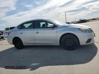 2018 Nissan Sentra S z VIN 3N1AB7AP8JY252799, wystawiony jako Copart lot #57780245 z przebiegiem 172 675 mil mil oraz Czysty tytuł • Clean title. Historia ofert i sprzedaży dostępna na DreamBid. Obrazek 4.