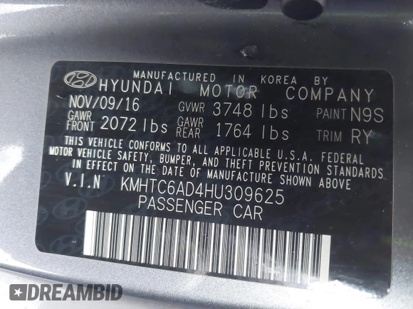 2017 Hyundai Veloster with VIN KMHTC6AD4HU309625, listed as a IAAI auction lot 41933497 with 184,632 mi miles. Bid and sale history available at carsss.com. Image 9.