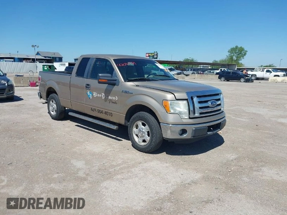 2011 Ford F-150 XL with VIN 1FTEX1CMXBFB25089, listed as a IAAI auction lot 42091981 with 348,604 mi miles. Bid and sale history available at carsss.com. Image 1.