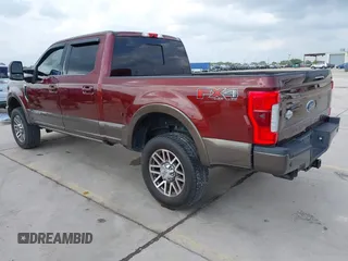 2017 Ford F-250 Lariat с VIN 1FT7W2BT9HEF11530, выставлен на аукционе IAAI как лот 42091625 с пробегом 95 821 миль миль и . История ставок и продаж доступна на DreamBid. Изображение 3.