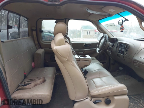 2002 Ford F-150 XL z VIN 1FTRX18L42NA55130, wystawiony jako IAAI lot #42088576 z przebiegiem Nie podano mil oraz . Historia ofert i sprzedaży dostępna na DreamBid. Obrazek 8.