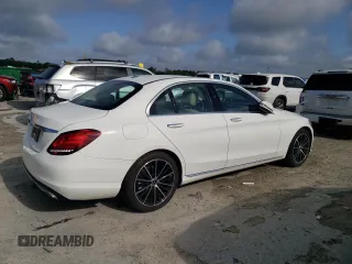 2021 Mercedes-Benz C 300 z VIN W1KWF8DB2MR631388, wystawiony jako Copart lot #59914035 z przebiegiem 45 794 mil mil oraz Szkoda całkowita • Salvage title. Historia ofert i sprzedaży dostępna na DreamBid. Obrazek 3.