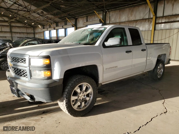 2015 Chevrolet Silverado 1500 LS with VIN 1GCRCPEH2FZ202638, listed as a Copart auction lot 47448515 with 188,960 mi miles and Salvage Title. Bid and sale history available at carsss.com. Image 1.