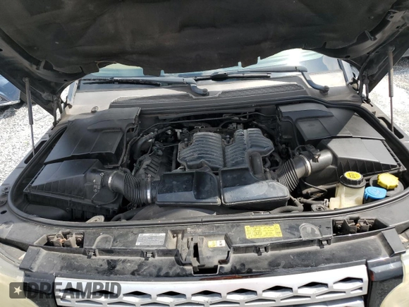 2010 Land Rover LR4 Lux with VIN SALAK2D45AA527687, listed as a Copart auction lot 60730895 with 157,497 mi miles and Salvage title. Bid and sale history available at DreamBid. Image 12.