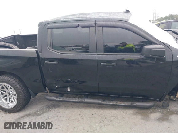 2022 Chevrolet Silverado 1500 Custom Trail Boss with VIN 3GCUDCET3NG657260, listed as a IAAI auction lot 40961987 with 51,631 mi miles and . Bid and sale history available at DreamBid. Image 14.
