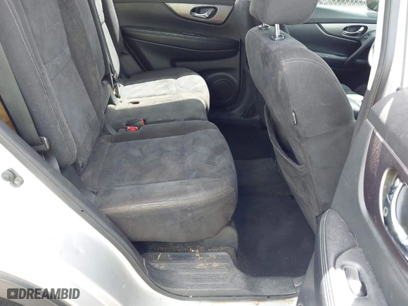 2015 Nissan Rogue SV with VIN KNMAT2MT5FP504510, listed as a IAAI auction lot 41935481 with 136,721 mi miles. Bid and sale history available at carsss.com. Image 8.