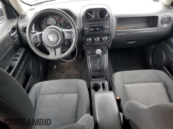 2011 Jeep Patriot Sport with VIN 1J4NF1GB4BD140947, listed as a Copart auction lot 52035655 with 183,024 mi miles and Salvage Title. Bid and sale history available at DreamBid. Image 8.