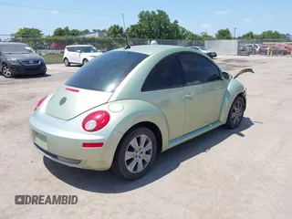 2008 Volkswagen Beetle S with VIN 3VWPW31C28M522383, listed as a IAAI auction lot 42131577 with 122,294 mi miles and . Bid and sale history available at DreamBid. Image 4.