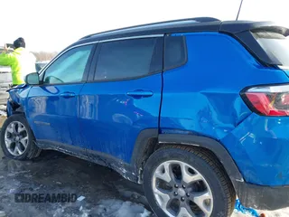 2020 Jeep Compass Limited with VIN 3C4NJDCB7LT147155, listed as a IAAI auction lot 41654100 with 66,205 mi miles. Bid and sale history available at carsss.com. Image 13.