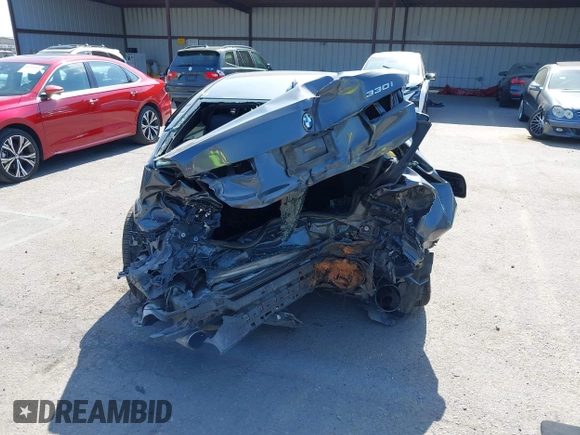 2021 BMW 3 Series 330i с VIN 3MW5R1J03M8B96458, выставлен на аукционе IAAI как лот 42355921 с пробегом Не указан миль и . История ставок и продаж доступна на DreamBid. Изображение 17.