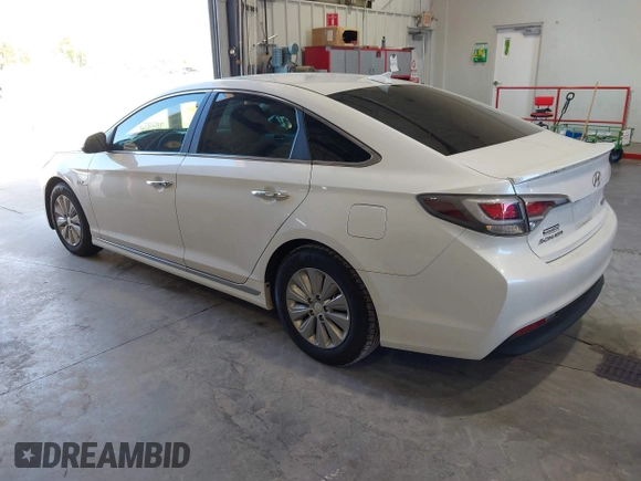 2016 Hyundai Sonata Hybrid SE with VIN KMHE24L15GA009241, listed as a IAAI auction lot 42083395 with 127,068 mi miles. Bid and sale history available at carsss.com. Image 3.