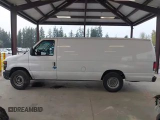 2014 Ford Econoline Cargo Commercial with VIN 1FTNS2EW6EDA03445, listed as a IAAI auction lot 41973556 with 231,391 mi miles. Bid and sale history available at carsss.com. Image 14.