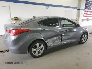 2013 Hyundai Elantra GLS z VIN 5NPDH4AE5DH362524, wystawiony jako Copart lot #52361585 z przebiegiem 124 909 mil mil oraz Szkoda całkowita • Salvage title. Historia ofert i sprzedaży dostępna na DreamBid. Obrazek 3.