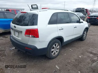 2012 Kia Sorento LX with VIN 5XYKTDA23CG272564, listed as a IAAI auction lot 41927982 with 205,556 mi miles. Bid and sale history available at carsss.com. Image 4.