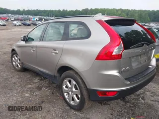 2013 Volvo XC60 3.2L with VIN YV4952DL4D2452677, listed as a IAAI auction lot 42273803 with 141,639 mi miles and . Bid and sale history available at DreamBid. Image 3.