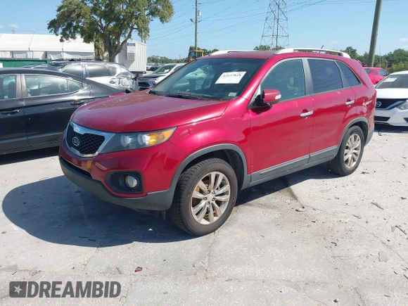 2011 Kia Sorento EX with VIN 5XYKU4A21BG034062, listed as a IAAI auction lot 42157818 with 169,660 mi miles. Bid and sale history available at carsss.com. Image 2.