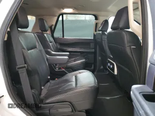 2024 Ford Expedition XLT with VIN 1FMJU1H84REA47391, listed as a Copart auction lot 43958465 with 25,182 mi miles and Clean Title. Bid and sale history available at carsss.com. Image 11.