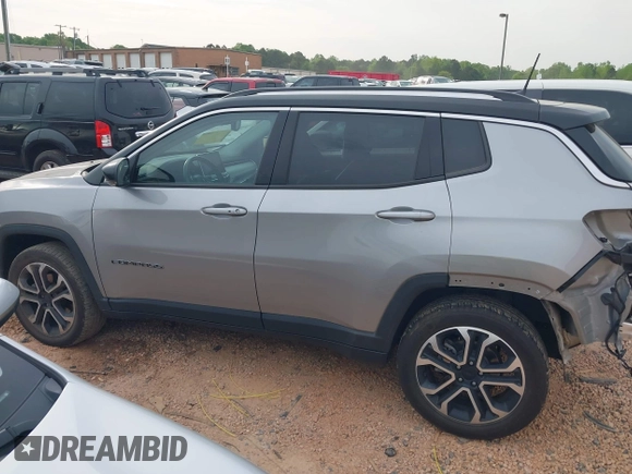 2022 Jeep Compass High Altitude with VIN 3C4NJDCB7NT126888, listed as a IAAI auction lot 42016938 with 46,924 mi miles and . Bid and sale history available at carsss.com. Image 15.