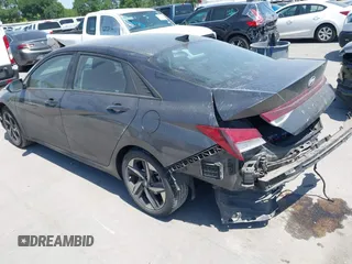 2023 Hyundai Elantra SEL z VIN 5NPLS4AG7PH111202, wystawiony jako IAAI lot #42014119 z przebiegiem 77 356 mil mil oraz . Historia ofert i sprzedaży dostępna na DreamBid. Obrazek 3.