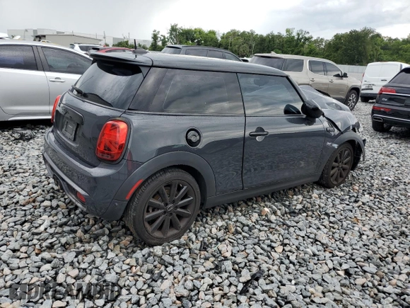 2020 MINI Hardtop Cooper S with VIN WMWXR5C07L2M59867, listed as a Copart auction lot 56948725 with 71,619 mi miles and Non repairable. Bid and sale history available at DreamBid. Image 3.