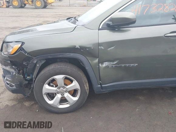 2018 Jeep Compass Latitude z VIN 3C4NJDBB3JT480371, wystawiony jako IAAI lot #41732821 z przebiegiem 73 578 mil mil oraz . Historia ofert i sprzedaży dostępna na DreamBid. Obrazek 18.
