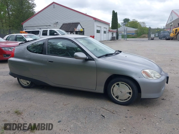 2000 Honda Insight with VIN JHMZE1370YT000399, listed as a IAAI auction lot 42337774 with 197,217 mi miles and . Bid and sale history available at DreamBid. Image 14.