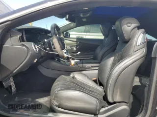 2015 Mercedes-Benz S 63 AMG z VIN WDDXJ7JB8FA006318, wystawiony jako Copart lot #47243145 z przebiegiem 54 848 mil mil oraz Szkoda całkowita • Salvage title. Historia ofert i sprzedaży dostępna na DreamBid. Obrazek 7.