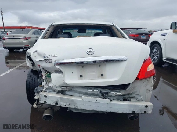 2011 Nissan Maxima 3.5 SV w/Premium Pkg with VIN 1N4AA5AP3BC848536, listed as a IAAI auction lot 41756111 with 261,214 mi miles. Bid and sale history available at carsss.com. Image 16.