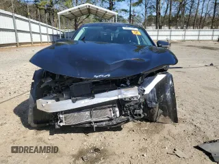 2024 Kia EV6 Light Long Range z VIN KNDC34LA1R5172053, wystawiony jako Copart lot #50467395 z przebiegiem Nie podano mil oraz Szkoda całkowita • Salvage title. Historia ofert i sprzedaży dostępna na DreamBid. Obrazek 5.