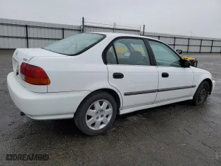1996 Honda Civic DX with VIN 1HGEJ6628TL016028, listed as a Copart auction lot 82329494 with 158,084 mi miles and Salvage Title. Bid and sale history available at carsss.com. Image 3.