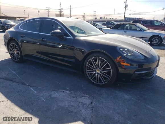 2019 Porsche Panamera with VIN WP0AA2A78KL101376, listed as a Copart auction lot 87654105 with 29,770 mi miles and Salvage Title. Bid and sale history available at carsss.com. Image 4.
