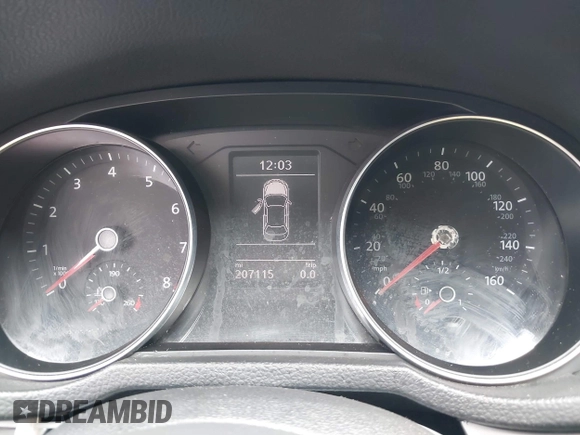2017 Volkswagen Passat S z VIN 1VWAT7A34HC003813, wystawiony jako IAAI lot #42322928 z przebiegiem 207 115 mil mil oraz . Historia ofert i sprzedaży dostępna na DreamBid. Obrazek 7.