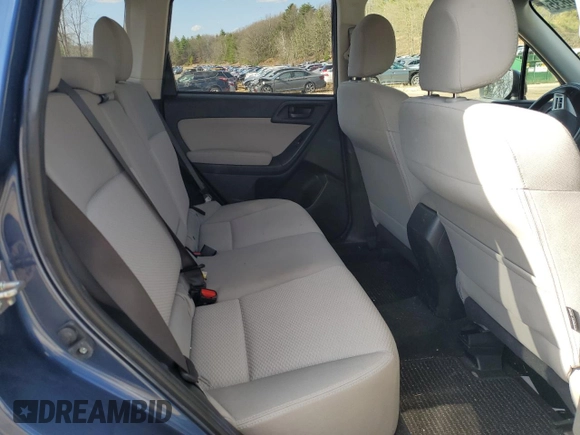 2014 Subaru Forester Premium z VIN JF2SJAEC2EH450144, wystawiony jako Copart lot #53090835 z przebiegiem 121 691 mil mil oraz Tytuł czysty. Historia ofert i sprzedaży dostępna na DreamBid. Obrazek 11.
