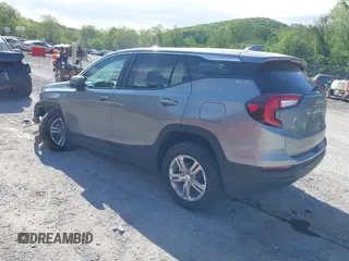2024 GMC Terrain SLE z VIN 3GKALMEG7RL293411, wystawiony jako IAAI lot #42212636 z przebiegiem 21 429 mil mil oraz . Historia ofert i sprzedaży dostępna na DreamBid. Obrazek 3.