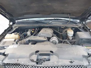 2004 Chevrolet Silverado 1500 Z71 with VIN 1GCEK19T74E208209, listed as a IAAI auction lot 41915790 with 1 mi miles. Bid and sale history available at carsss.com. Image 10.