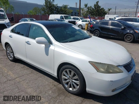 2007 Lexus ES 350 with VIN JTHBJ46G072043932, listed as a IAAI auction lot 41988949 with 127,109 mi miles. Bid and sale history available at carsss.com. Image 1.