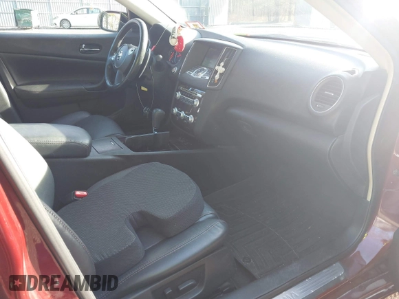 2012 Nissan Maxima SV with VIN 1N4AA5AP6CC850279, listed as a IAAI auction lot 41698059 with 111,682 mi miles and . Bid and sale history available at DreamBid. Image 5.