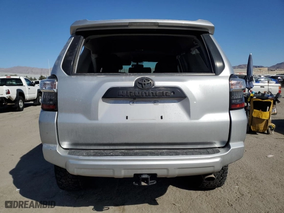 2017 Toyota 4Runner SR5 with VIN JTEBU5JR7H5476991, listed as a Copart auction lot 47418755 with 87,681 mi miles and Salvage Title. Bid and sale history available at carsss.com. Image 6.