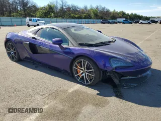 2018 McLaren 570S z VIN SBM13FAA8JW005006, wystawiony jako Copart lot #59641834 z przebiegiem 38 683 mil mil oraz Szkody całkowita. Historia ofert i sprzedaży dostępna na DreamBid. Obrazek 4.
