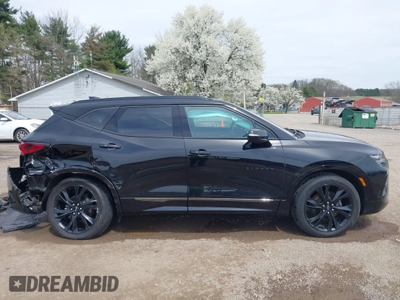 2020 Chevrolet Blazer RS z VIN 3GNKBERS6LS713381, wystawiony jako IAAI lot #41995633 z przebiegiem 54 869 mil mil oraz . Historia ofert i sprzedaży dostępna na DreamBid. Obrazek 13.
