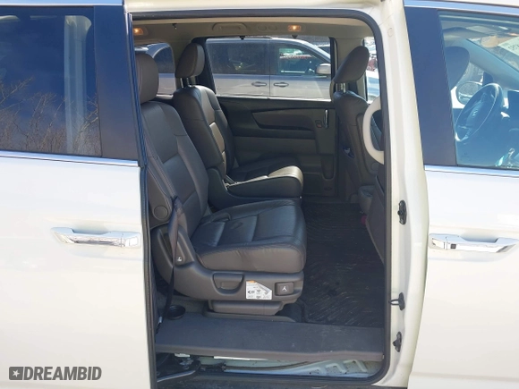 2016 Honda Odyssey EX-L with VIN 5FNRL5H69GB088577, listed as a IAAI auction lot 41768752 with 157,058 mi miles. Bid and sale history available at carsss.com. Image 8.