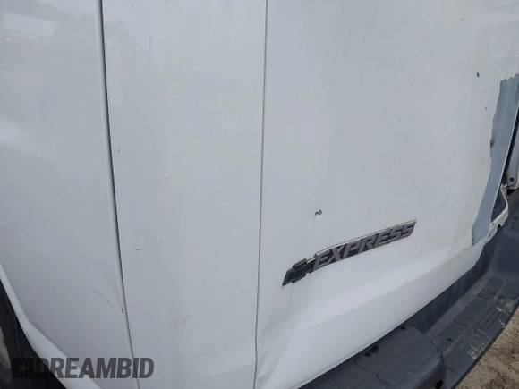2006 Chevrolet Express Cargo with VIN 1GCFG15X261206862, listed as a IAAI auction lot 42170725 with 327,261 mi miles and . Bid and sale history available at DreamBid. Image 6.