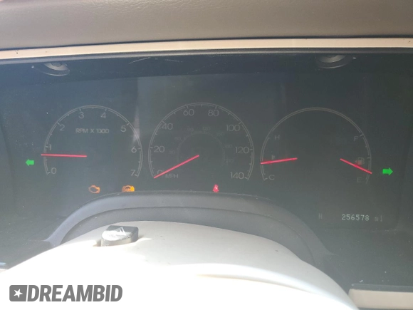 2004 Lincoln Navigator Luxury with VIN 5LMFU27R14LJ16965, listed as a Copart auction lot 67833524 with 256,578 mi miles and Salvage Title. Bid and sale history available at carsss.com. Image 9.