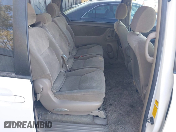 2007 Toyota Sienna CE with VIN 5TDZK23C07S011753, listed as a IAAI auction lot 42120691 with 225,602 mi miles. Bid and sale history available at carsss.com. Image 8.